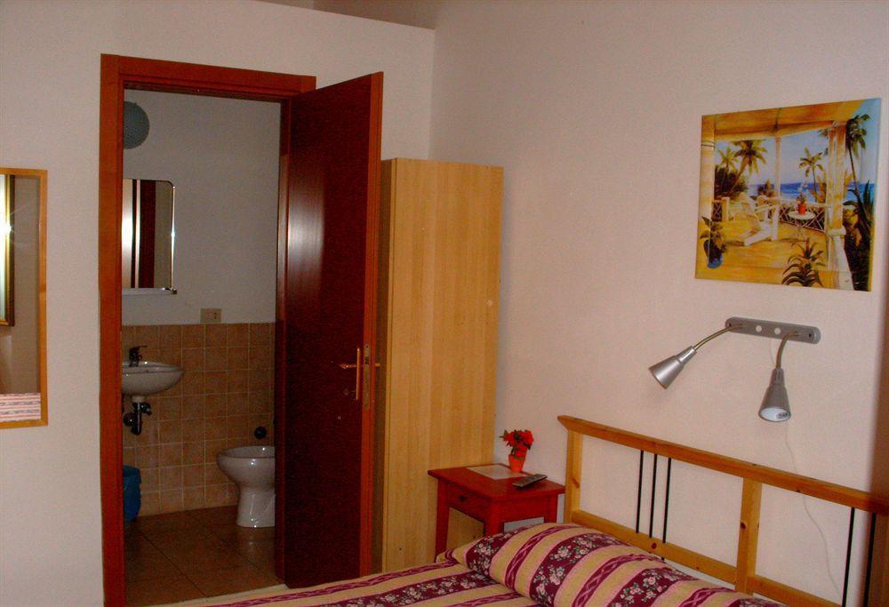 B&B Villa Susanna Civitavecchia Bagian luar foto